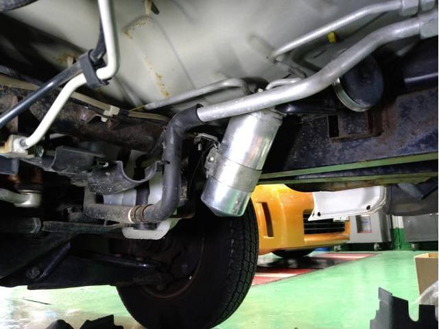 スバル　サンバー　トラック　ＴＴ２　エアコンが効かない　エキスパンションバルブ交換　大阪　トラック・バン　修理　春田自動車