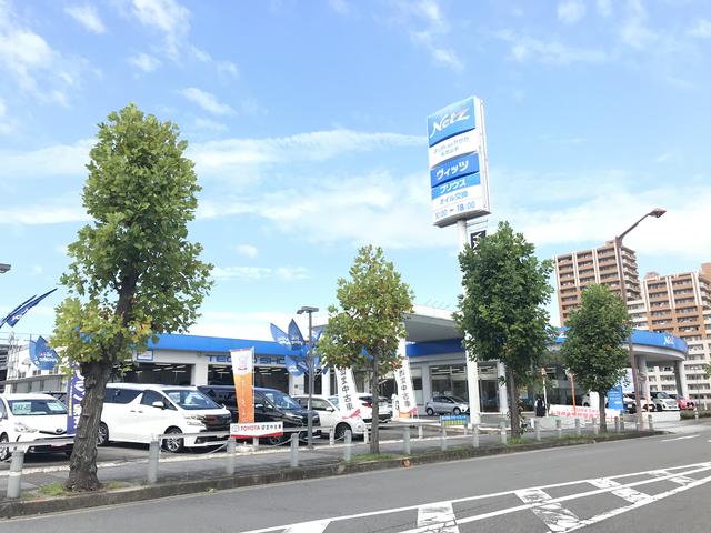 ネッツトヨタヤサカ（株）　松井山手店