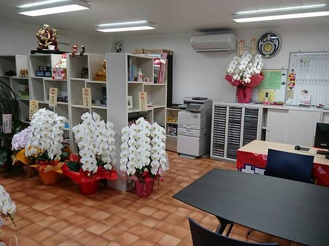 岩谷業販 関空店(3枚目)