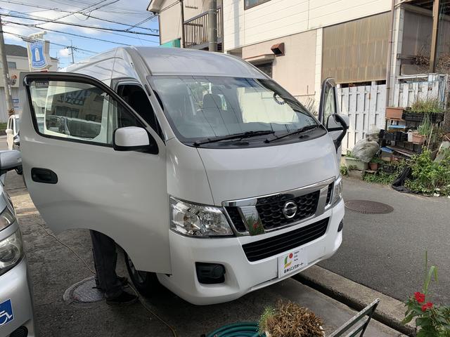 日産NV350　キャラバン　カーナビ取付け