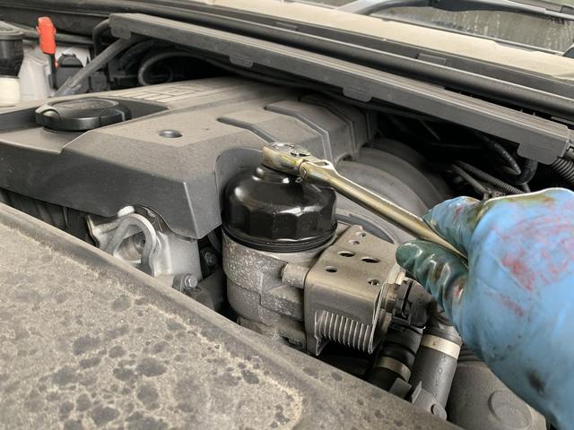 BMW　320i エンジンオイル・オイルエレメント交換