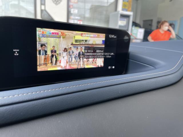 マツダCX-30　テレビキャンセラー・オートブレーキホールドキット取付け。