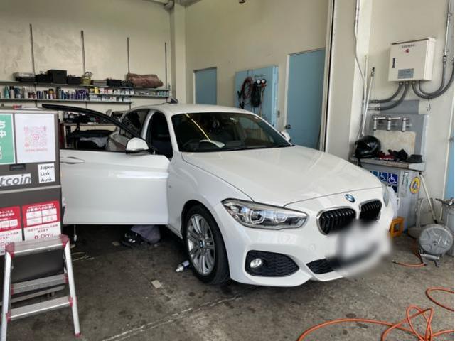 BMW　118ｄ　フロントドア　カーテシランプ取付け