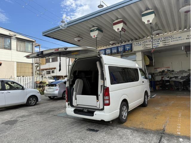 トヨタ　ハイエースバン　福祉車両