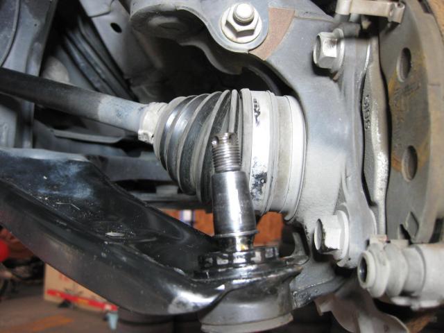 ミライース　ロアアームボールジョイントブーツ交換