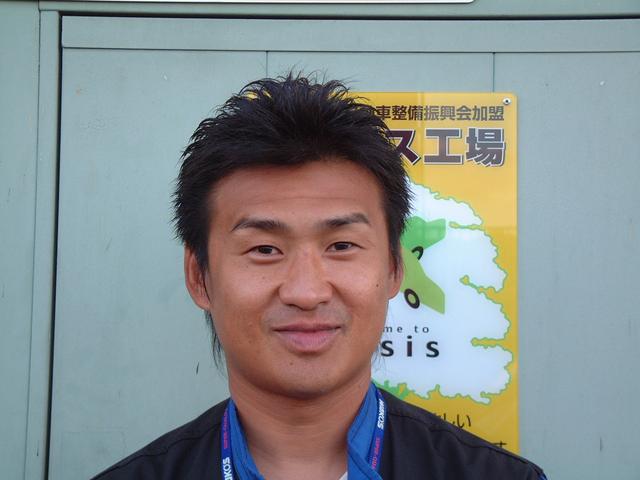 スタッフ紹介1