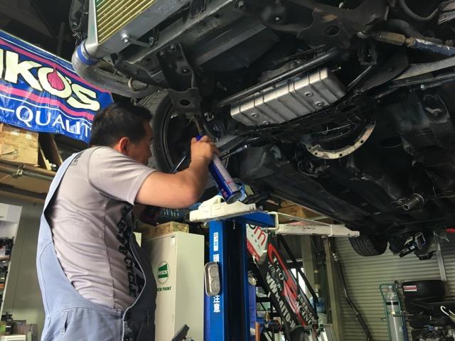 経験豊富なメカニックがあなたのお車を整備いたします