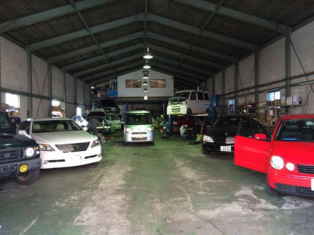 工場内も広く設備も充実しております。