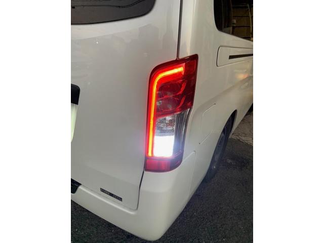 NV350キャラバン　ＬＥＤバックランプ