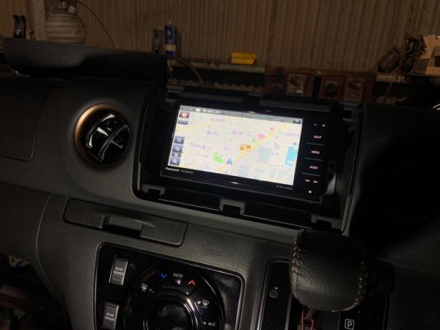キャラバン　ナビ装着
