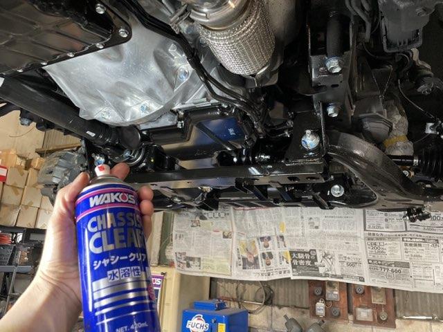 新車　キャラバン　防錆施工