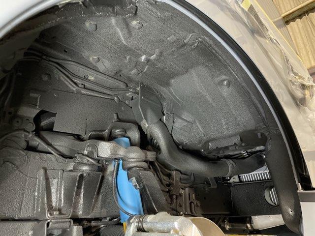 新車　キャラバン　防錆施工