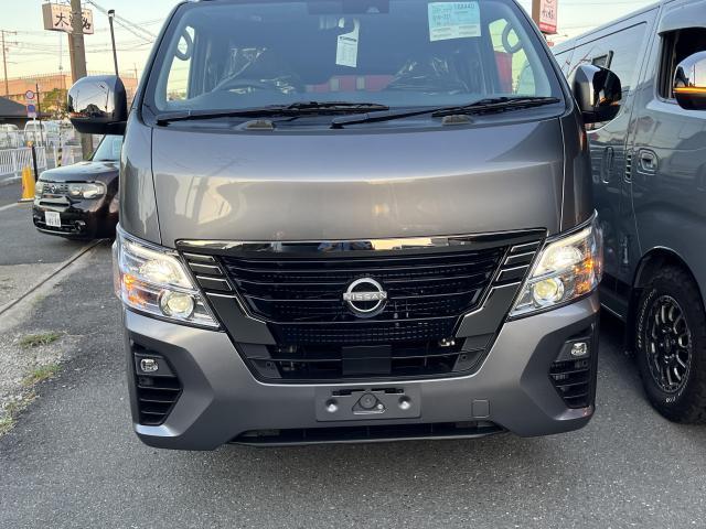 キャラバン
ヘッドランプ　ブラックアウト