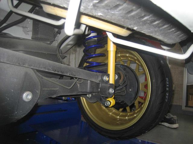 DA64W エブリィワゴン カヤバローファースポーツKIT取り付け DA64W エブリィワゴン カヤバローファースポーツKIT取り付け