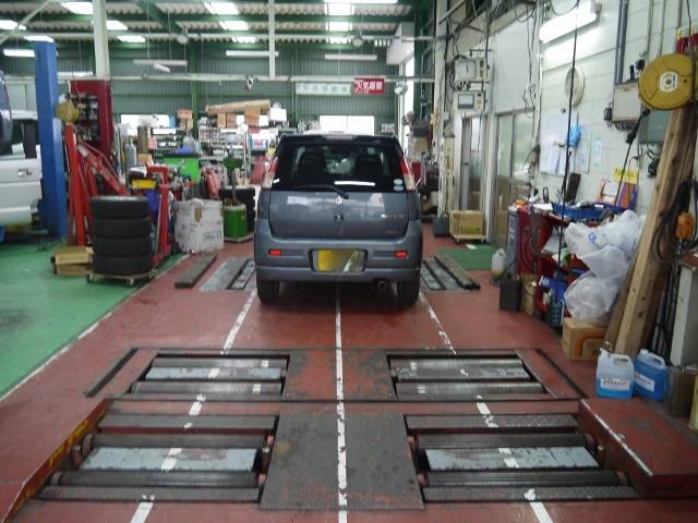 車検検査ライン完備！１日車検も可能です！