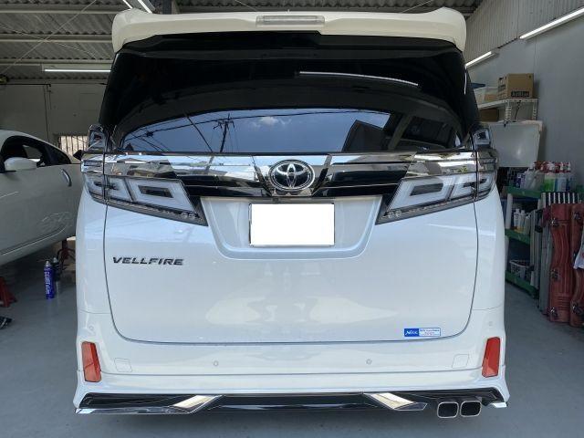 大阪・寝屋川市より 3BA-AGH30W トヨタ ヴェルファイア　社外リフレクター
LED取付　LEDパーツ持込み取付　四條畷・東大阪・枚方・大東・門真・交野・守口
