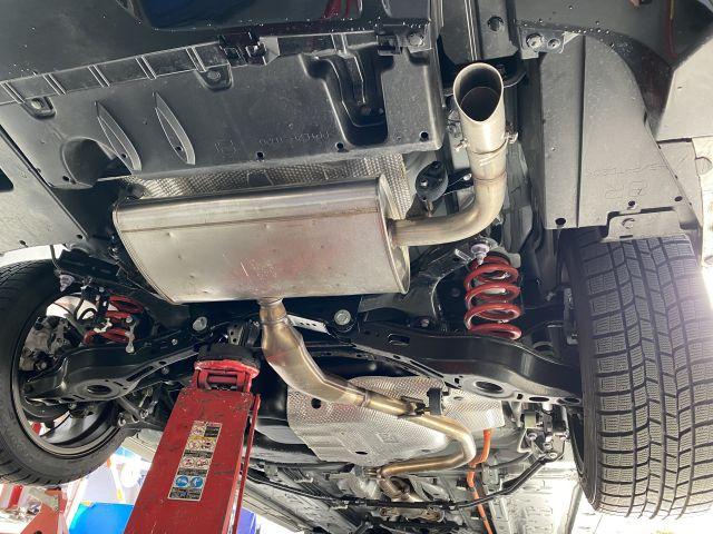 奈良県 生駒市より　ZVW52 トヨタ プリウス PHV 社外マフラー交換・取付
パーツ持込み取付　四条畷・寝屋川・大東・交野・枚方・門真・守口・京都