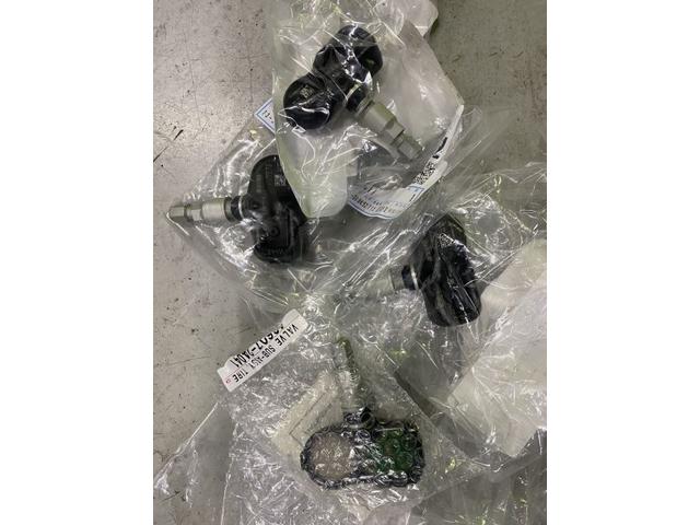 奈良県 生駒市より UZZ40 レクサス SC430 空気圧 奈良県 生駒市より UZZ40 レクサス SC430 空気圧
