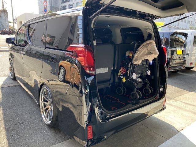 兵庫県 芦屋市より AGH30W トヨタ アルファード テールランプ 兵庫県 芦屋市より AGH30W トヨタ アルファード テールランプ