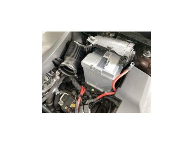 大阪府 豊中市より MD4204T ボルボ V40 バッテリー持込取付　輸入車バッテリー交換　四條畷・大東・寝屋川・守口・門真・枚方・交野・奈良