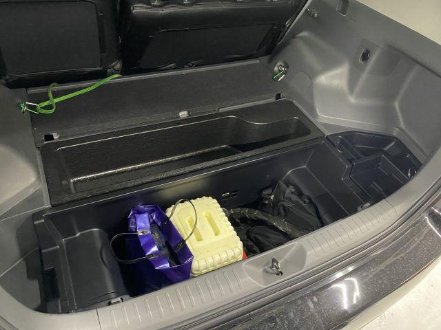 大阪府 四條畷市より トヨタ ZVW41W プリウス&alpha;　バッテリー持込交換　パーツ持込み取付　枚方・交野・摂津・茨木・京都・奈良・生駒・東大阪・守口・門真