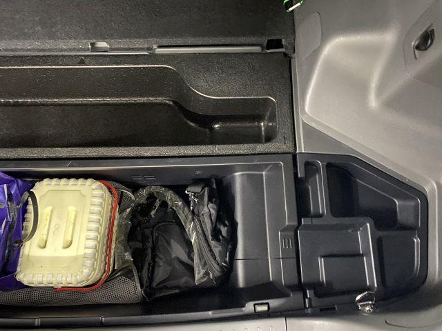 大阪府 四條畷市より トヨタ ZVW41W プリウス&alpha;　バッテリー持込交換　パーツ持込み取付　枚方・交野・摂津・茨木・京都・奈良・生駒・東大阪・守口・門真