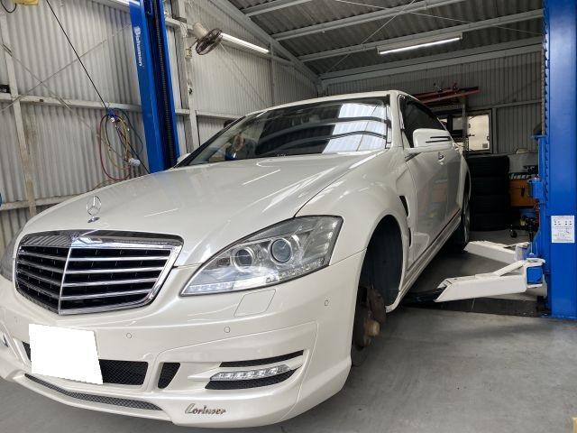 大阪府 豊中市より S550L バッテリー交換・ブレーキパッド交換　 輸入車 パーツ持込取付 四條畷・守口・吹田・寝屋川・大東・奈良・生駒・枚方