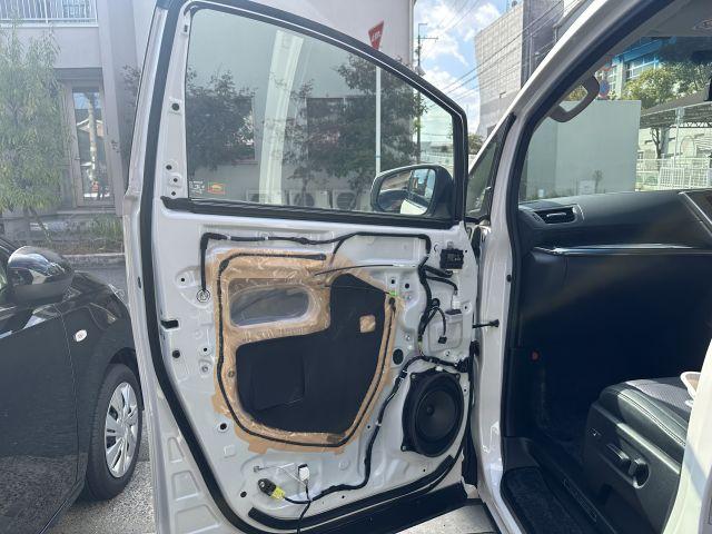 大阪市 北区より トヨタ AGH30W アルファード ドアミラーA’ｓｓｙ交換・ドアミラーカバー交換
四條畷・寝屋川・門真・大東・東大阪・吹田・守口・摂津・枚方