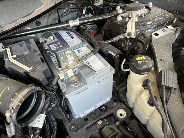 大阪市 鶴見区より BMW MINI クロスオーバー R60（クロスオーバー バッキンガム）
バッテリー交換 外車・輸入車　守口・門真・四條畷・大東・生駒・東大阪・摂津・枚方・八尾・寝屋川