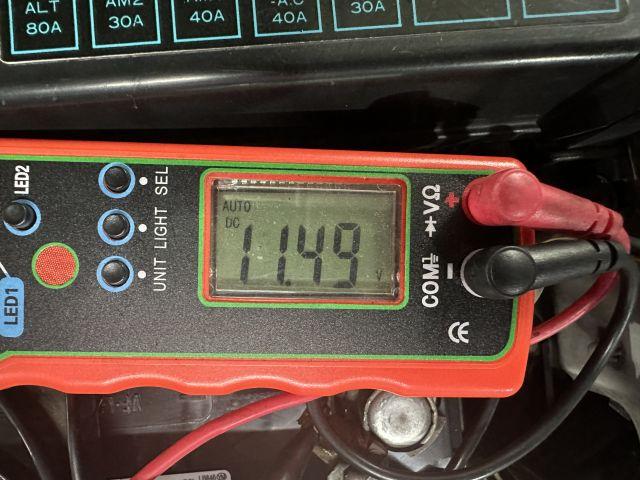 大阪府 四條畷市より トヨタ GS121 クラウン 警告灯点灯 電装系修理
交野・寝屋川・吹田・守口・枚方・門真・大東・生駒・摂津