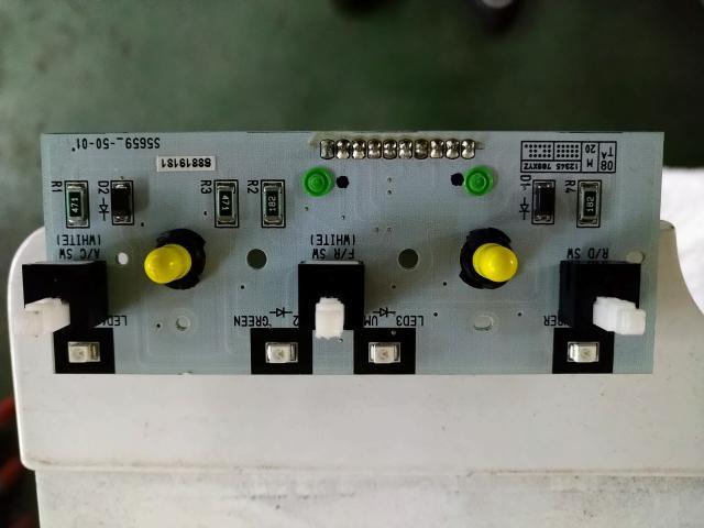 ワゴンR ヒーターコントロールパネル交換|グーネットピット ワゴンR ヒーターコントロールパネル交換|グーネットピット