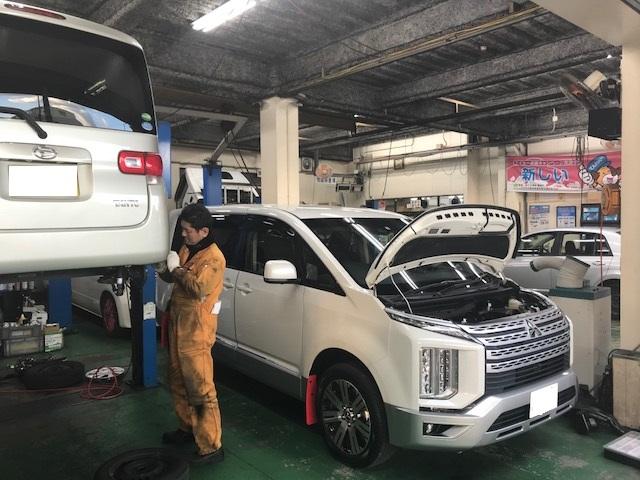 地域密着の整備工場です。お車のことでご相談ございましたら何でもお気軽にご相談ください。