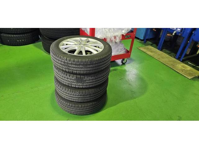 スズキ・ハスラー　【タイヤはめかえ】