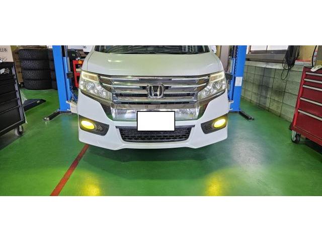 ホンダ・ステップワゴン　【フォグランプ球交換（持ち込み）】