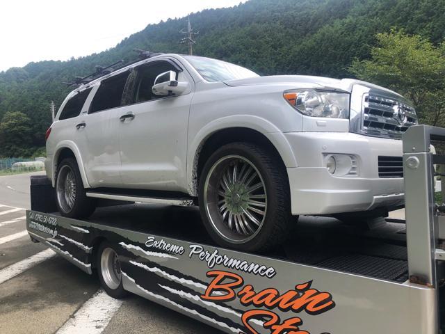 USトヨタのセコイヤをレスキューしました ランクル プラド デリカ