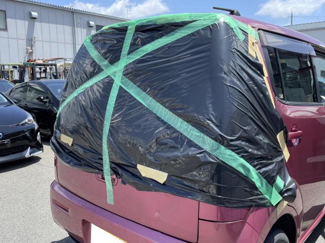 スズキ MRワゴンのリアガラス交換 の ご依頼ありがとうございます。 ナビゲート オートモービルコレクション 大阪 大阪府外 出張 対応 飛び石 ヒビ ひび割れ 格安 フロントガラス交換 自動車ガラス