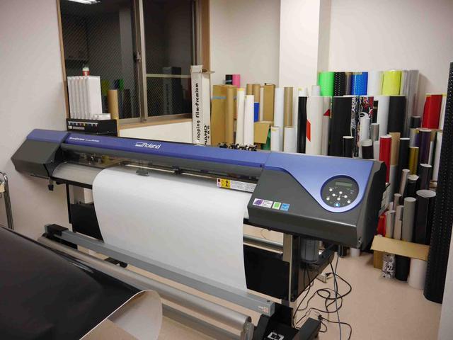 カーラッピング・ステッカー・のぼり・衣類・刺繍をオリジナルで作成出来ますよ。