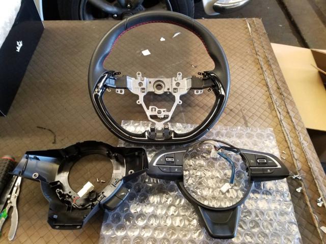 スイフトスポーツ　ZC33S　レアルステアリング交換