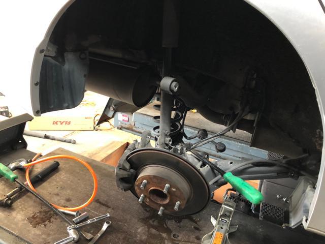 滋賀県　甲賀市　シビック　FD1　KYBローファー取り付け　アライメント測定調整　