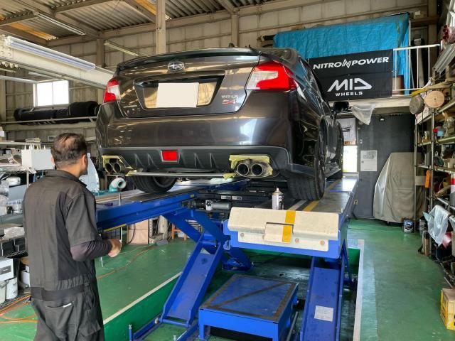 ＷＲＸ Ｓ４　パーツ取り付け　VAG　フジツボマフラー交換　持ち込オイル交換　滋賀県　甲賀市　水口町　オートクラフト