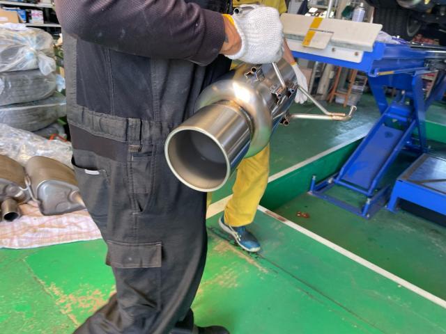 ＷＲＸ Ｓ４　パーツ取り付け　VAG　フジツボマフラー交換　持ち込オイル交換　滋賀県　甲賀市　水口町　オートクラフト