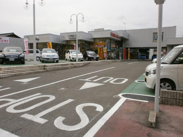 兵庫日産自動車株式会社 カーパレス田寺店(2枚目)