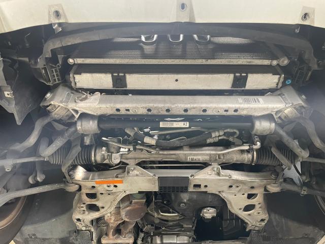 こんにちは。大阪府守口市のテクニカルオートです。今日は、ラジエータの水漏れが原因でBMW　1シリーズが入庫されました。
