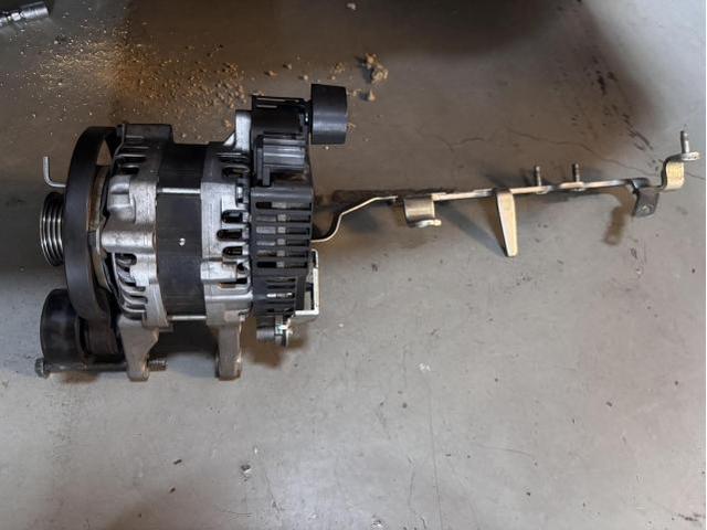 日産 セレナ エンジン関連修理・整備  インジェクター掃除