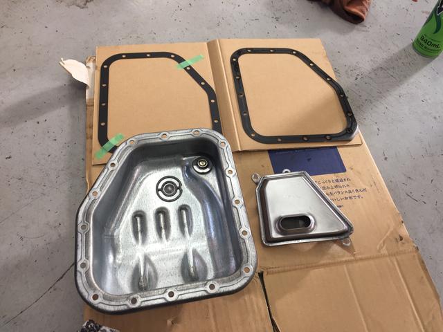 トルコン太郎（圧送式）ＡＴＦ交換
オイルパン、ストレーナー清掃