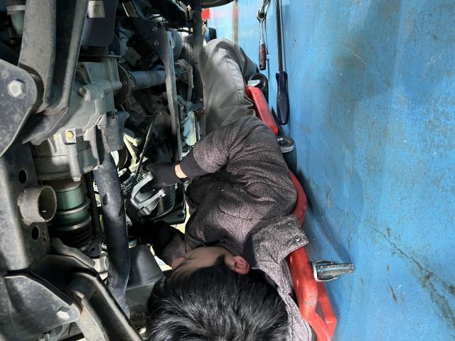 #ハイゼットトラック#エンジン関連パーツ交換#オルタネーター交換#ダイナモ交換#京都#向日市#中古車販売#SecondStyle