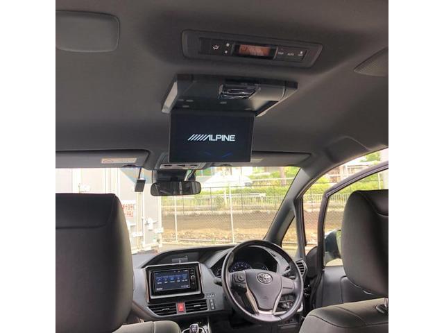 トヨタエスクァイア】アルパイン10インチフリップダウンモニター トヨタエスクァイア】アルパイン10インチフリップダウンモニター