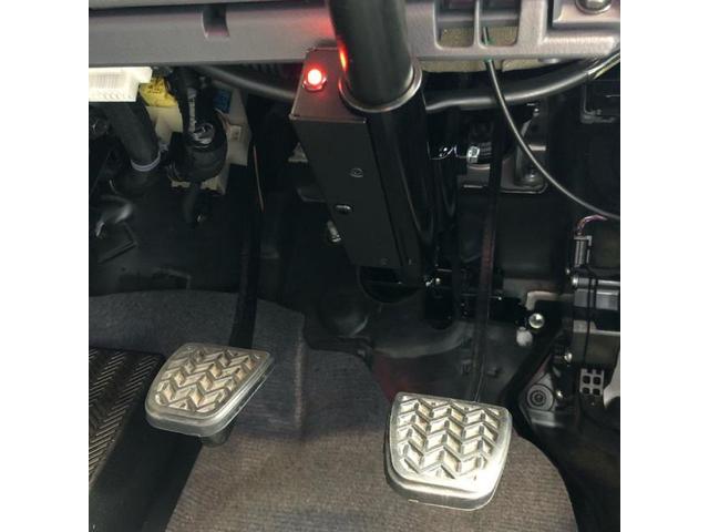 【トヨタランドクルーザー70】盗られたくないんです！ブレーキペダルロック取付！