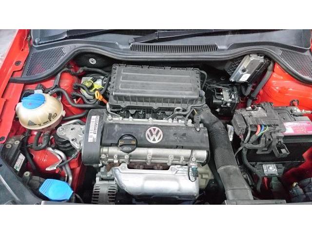 VW　ポロ　6RCGG　車検整備　　タイヤネット購入　持込タイヤ交換　タイヤ交換　車検整備　　輸入車修理・板金塗装・車検整備　伊丹市　尼崎市　宝塚市　川西市　西宮市　神戸市　豊中市　大阪　お客様歓迎　代車無料