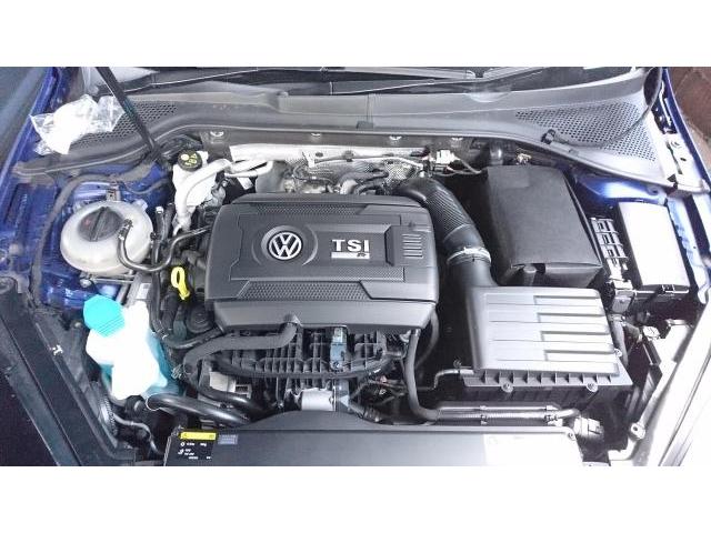 VW　ゴルフR　AUCJXF　水漏れ修理　　タイヤネット購入　持込タイヤ交換　タイヤ交換　車検整備　　輸入車修理・板金塗装・車検整備　伊丹市　尼崎市　宝塚市　川西市　西宮市　神戸市　豊中市　大阪　お客様歓迎　代車無料